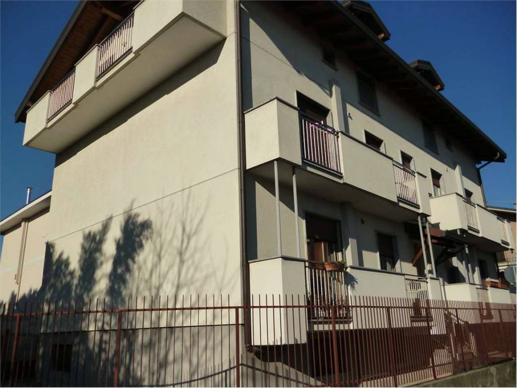 appartamento in affitto a Desio
