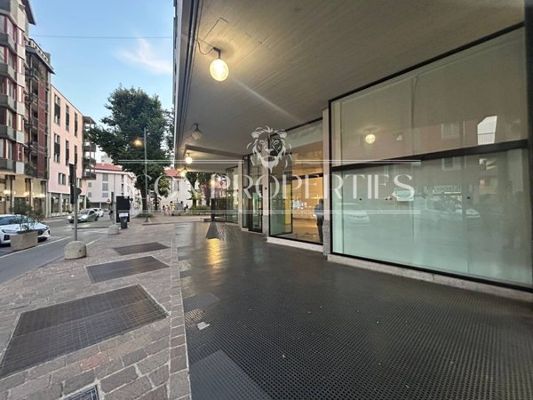 negozio in affitto a Desio