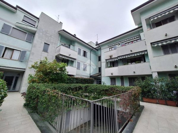 appartamento in affitto a Desio