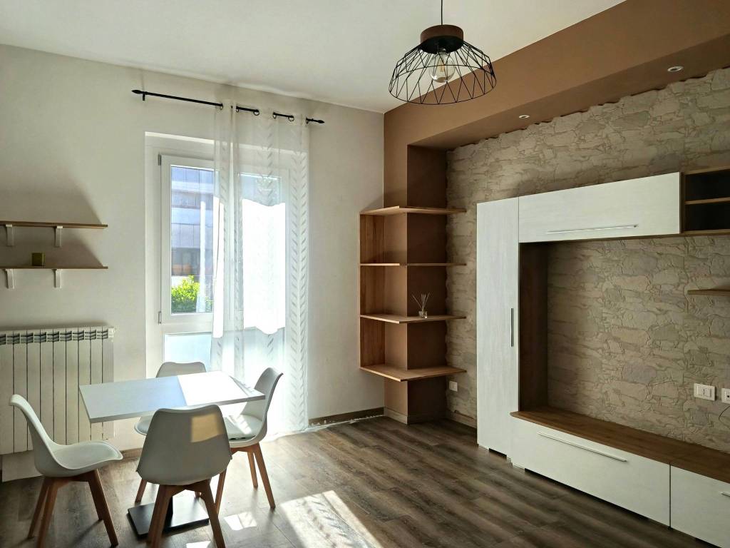 appartamento in affitto a Desio