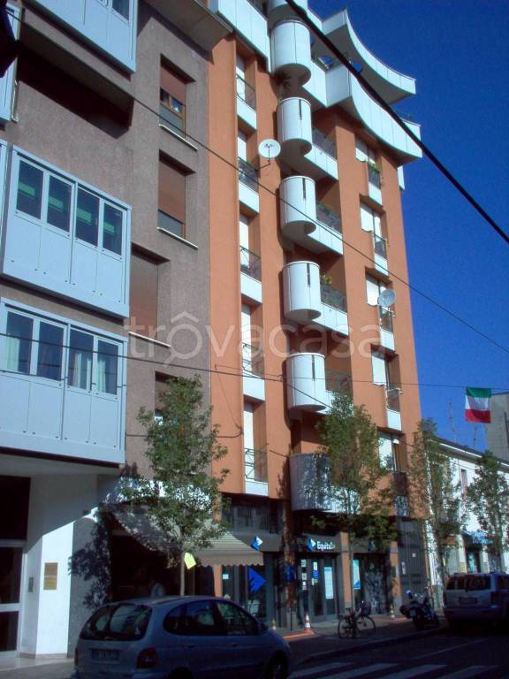 appartamento in affitto a Desio