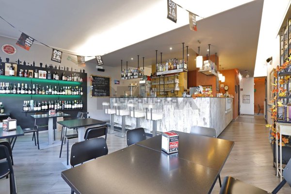 negozio in affitto a Desio