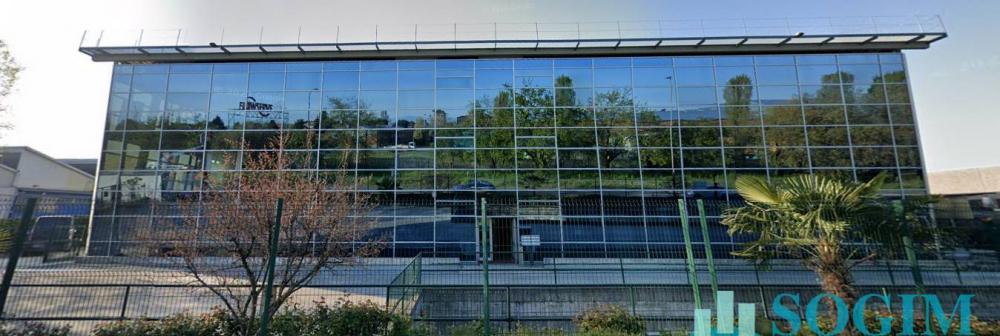 locale commerciale in affitto a Desio