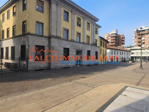 negozio in affitto a Desio