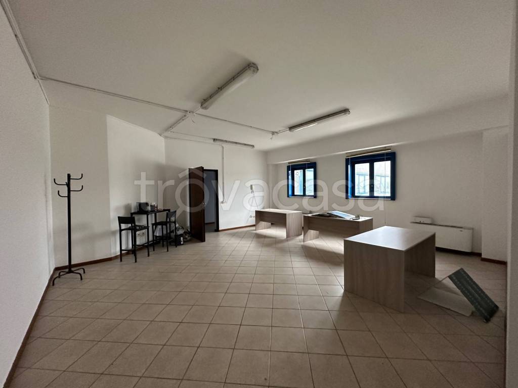 ufficio in affitto a Desio