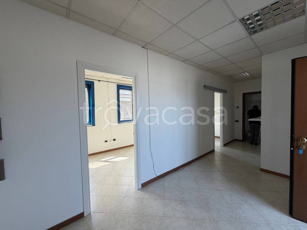 ufficio in affitto a Desio