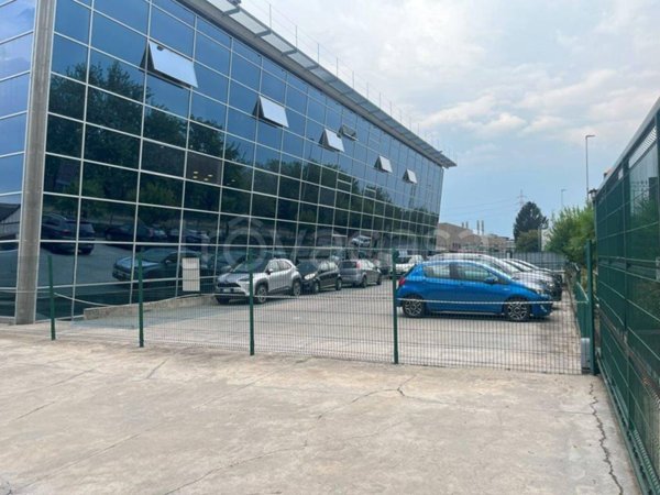 ufficio in affitto a Desio