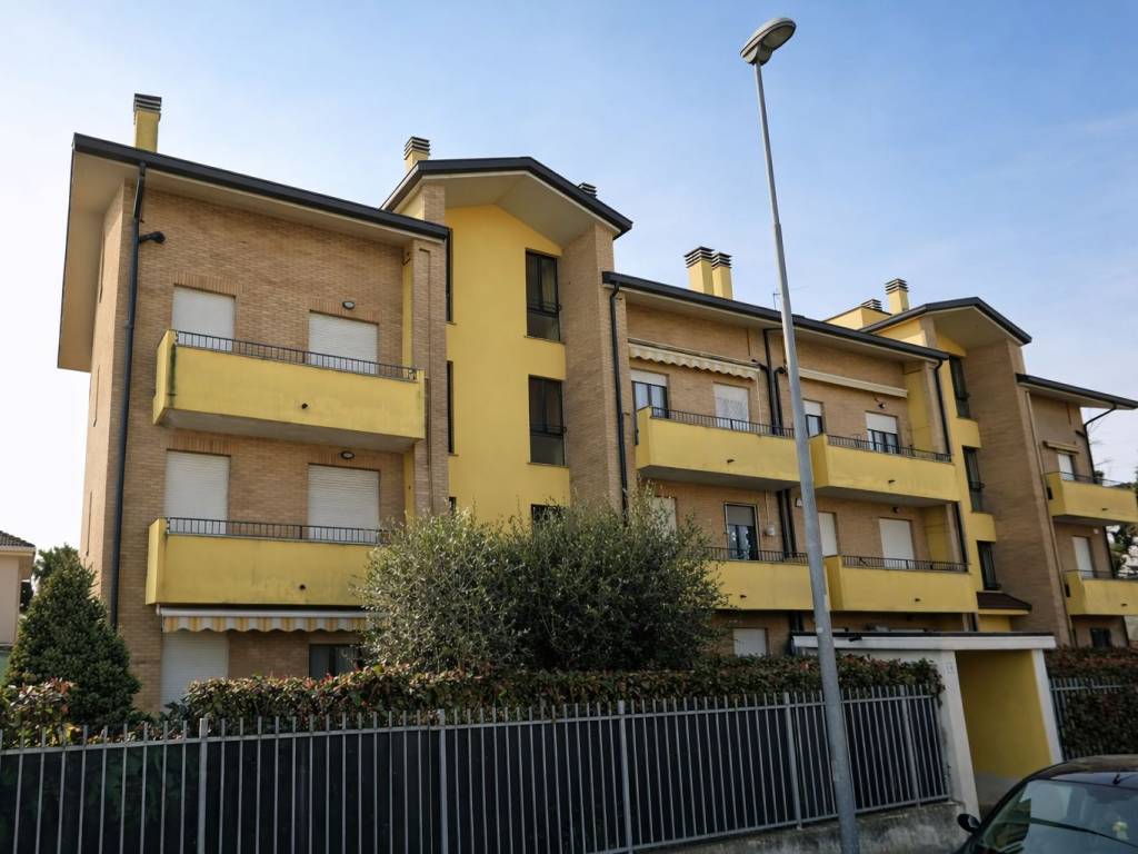 appartamento in affitto a Desio