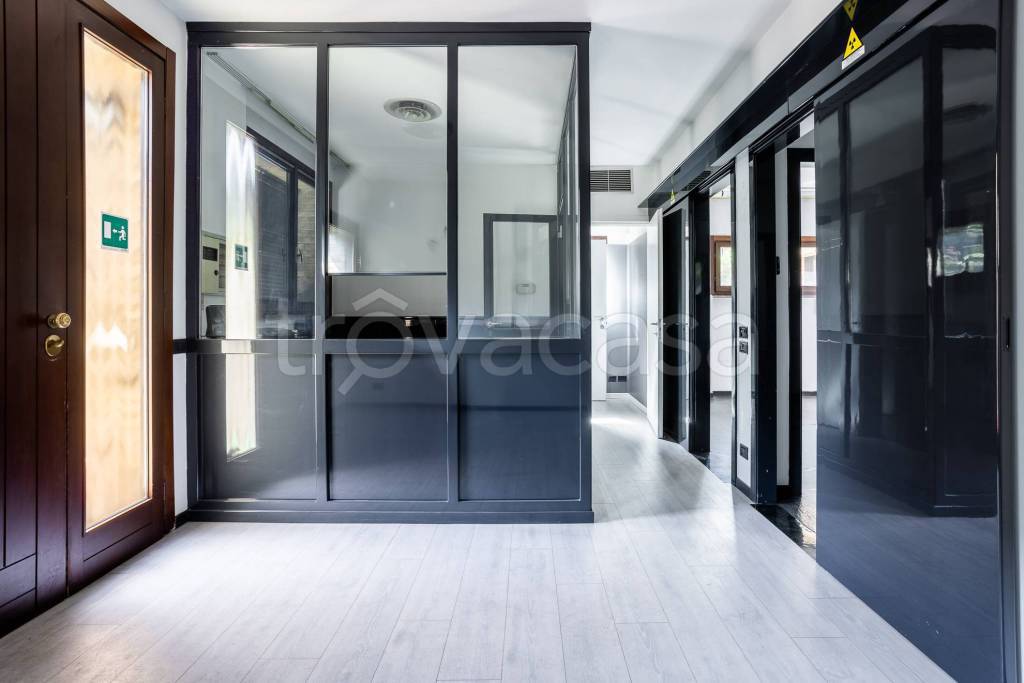 ufficio in affitto a Desio