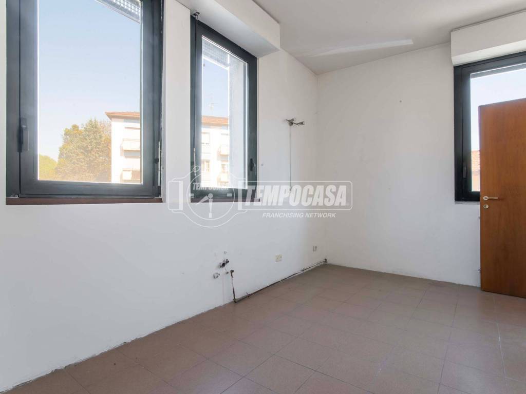 ufficio in affitto a Desio