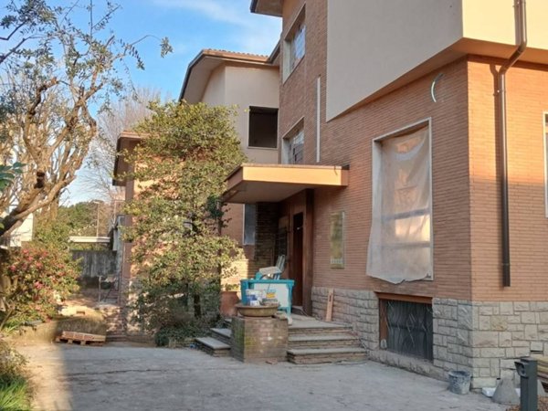 appartamento in affitto a Desio