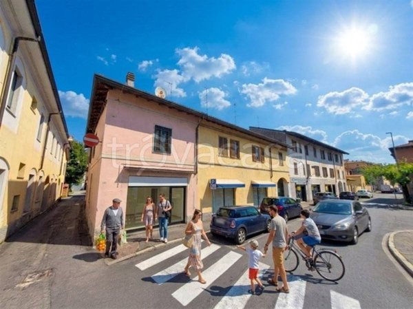negozio in affitto a Desio
