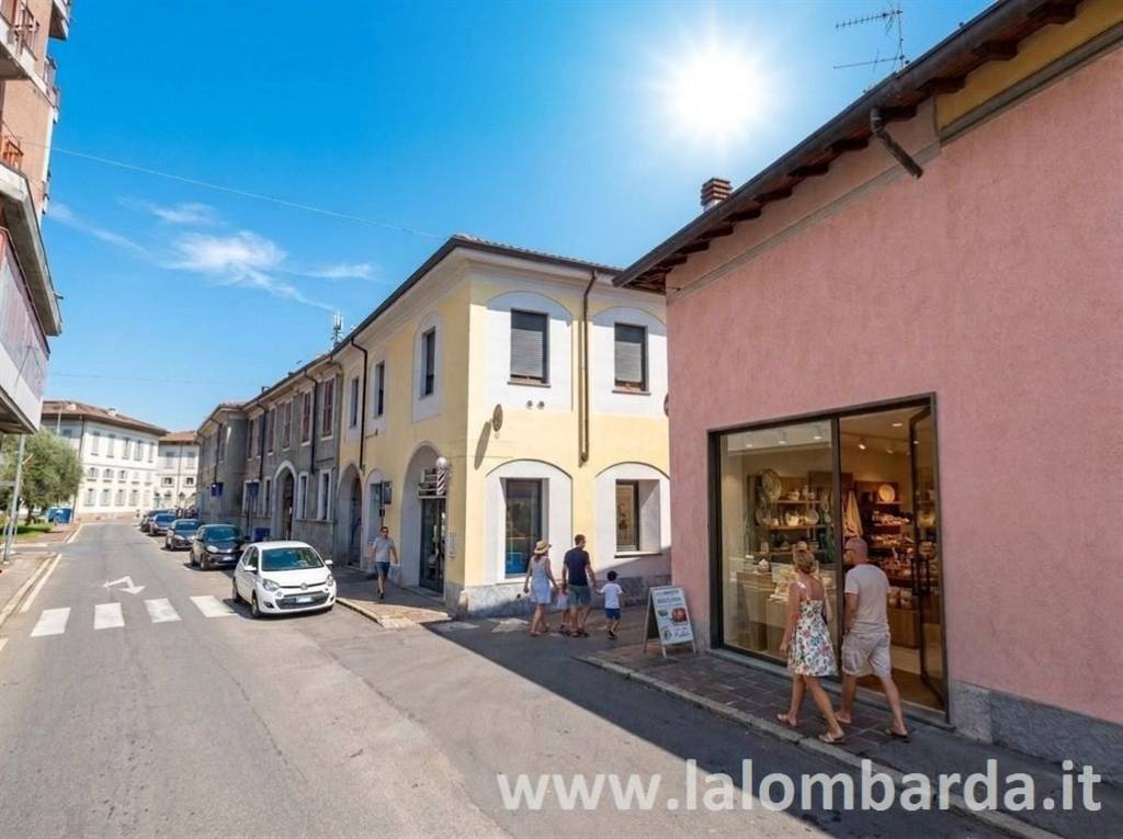 negozio in affitto a Desio