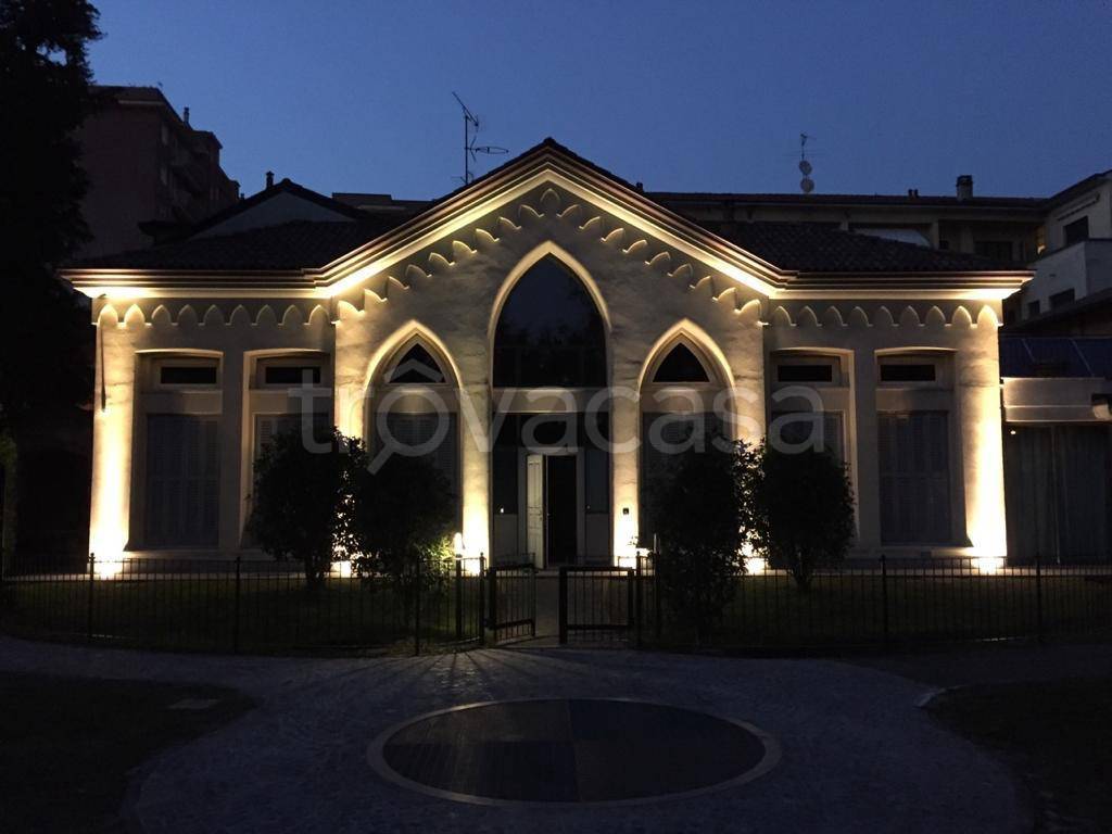 casa indipendente in affitto a Desio