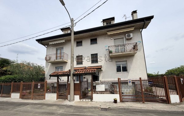 appartamento in affitto a Desio