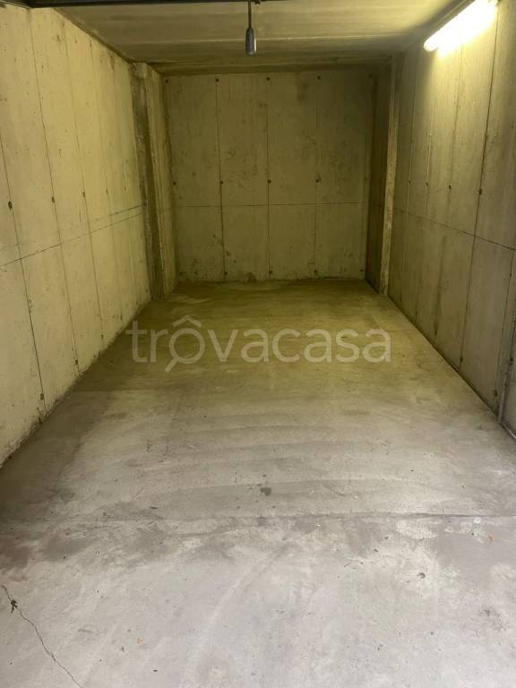 box auto in affitto a Desio