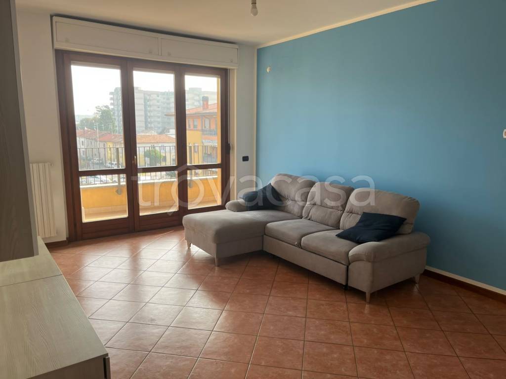 appartamento in affitto a Desio