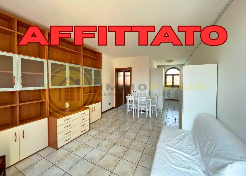 appartamento in affitto a Giussano in zona Paina