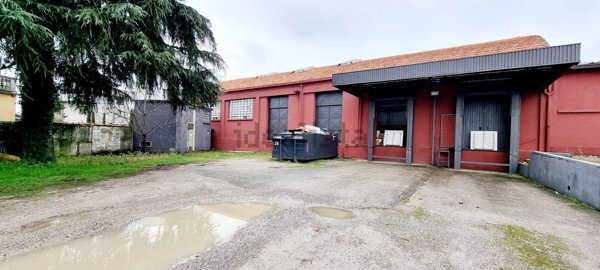 capannone in affitto a Giussano