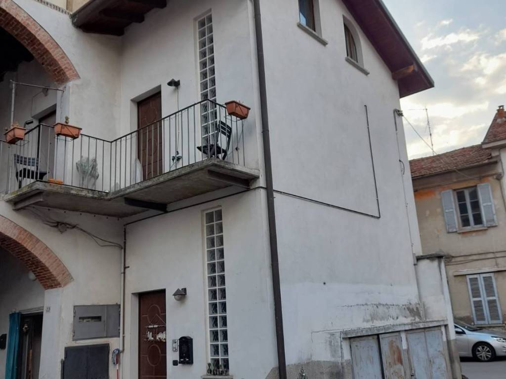 appartamento in affitto a Giussano in zona Paina