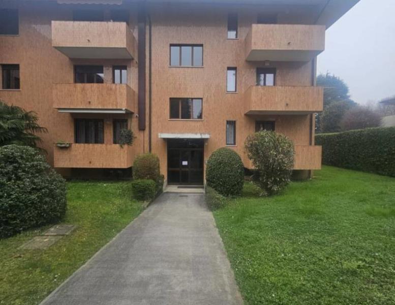 appartamento in affitto a Giussano