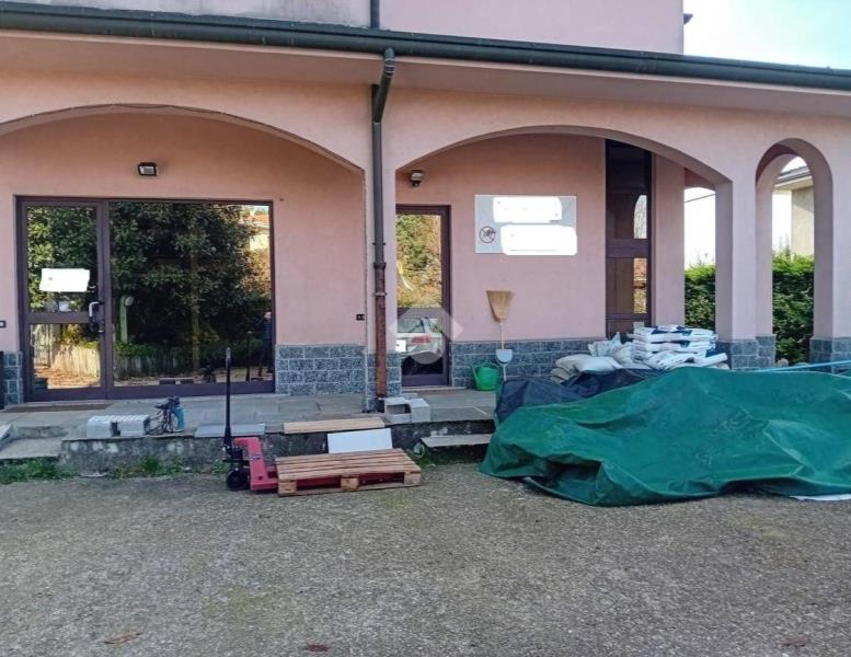 ufficio in affitto a Lazzate