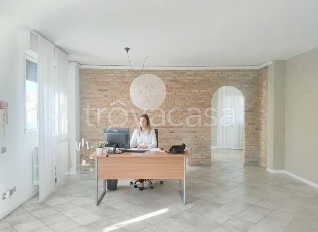 appartamento in affitto a Lazzate