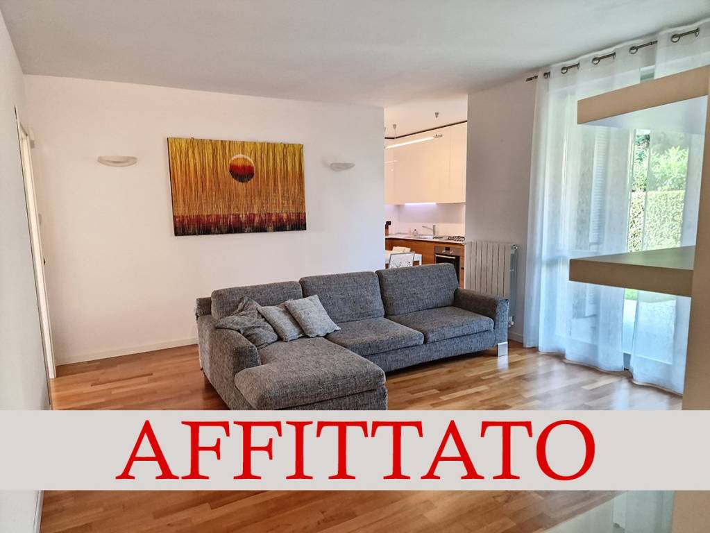 appartamento in affitto a Lesmo