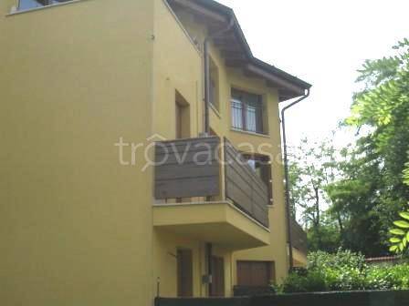 appartamento in affitto a Lesmo