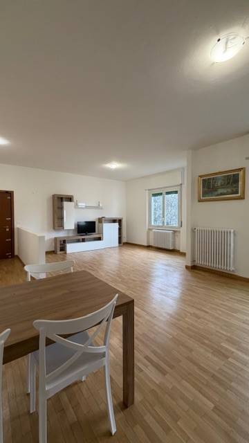 appartamento in affitto a Lesmo in zona Gerno