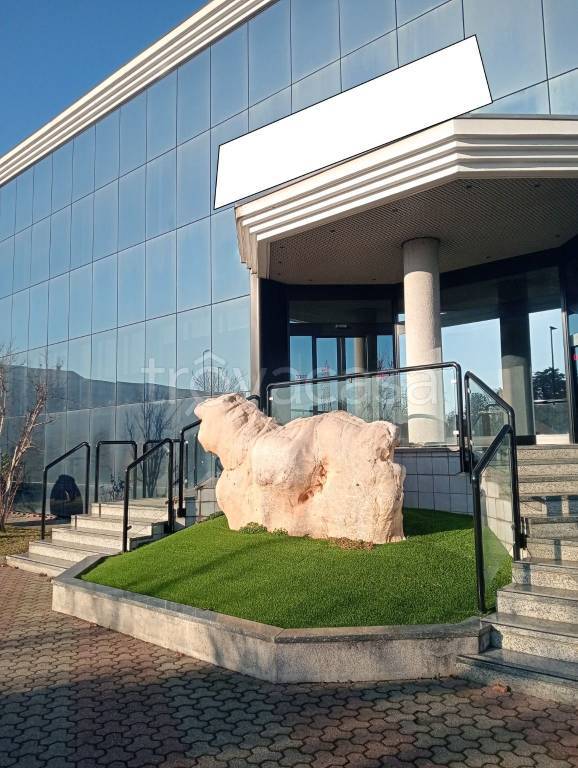 ufficio in affitto a Limbiate