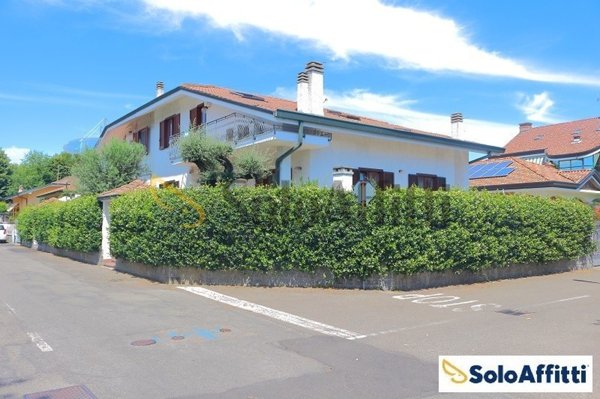 casa indipendente in affitto a Limbiate