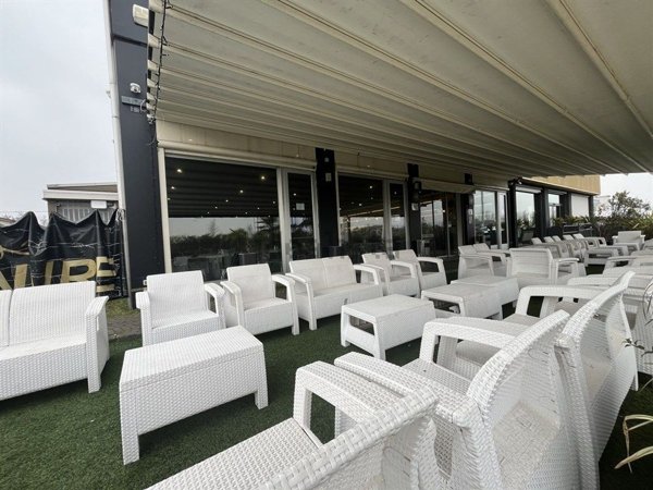 negozio in affitto a Limbiate