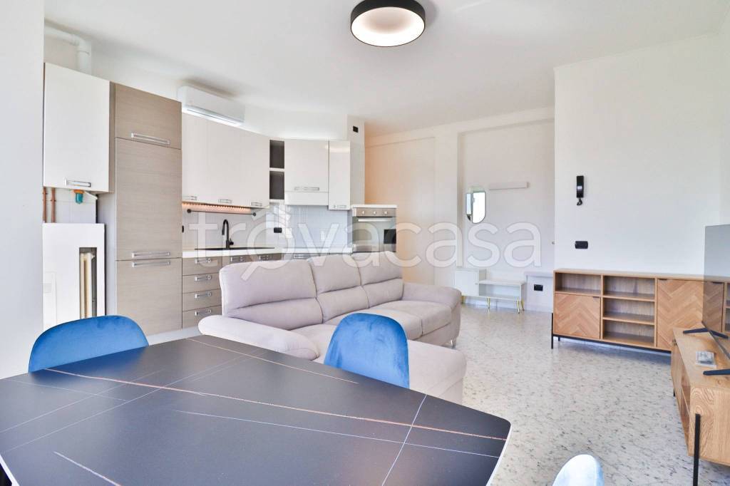 appartamento in affitto a Limbiate