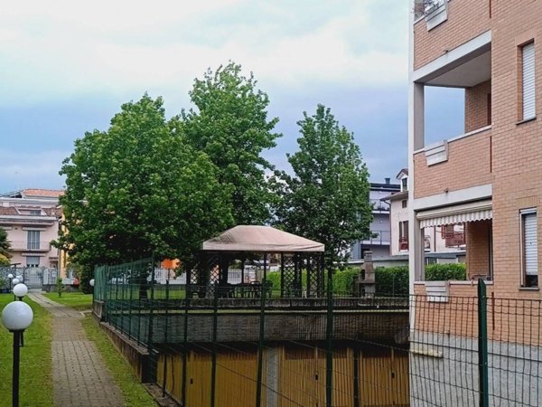 appartamento in affitto a Limbiate