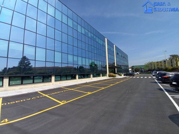 ufficio in affitto a Limbiate