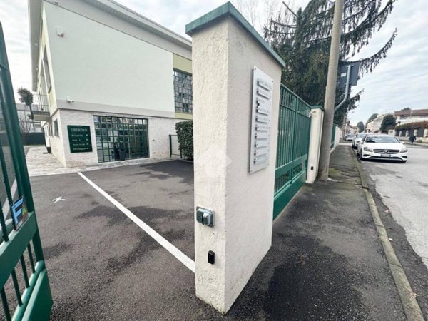 ufficio in affitto a Lissone