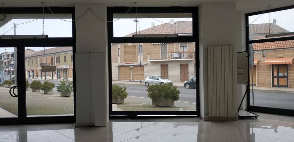 negozio in affitto a Lissone