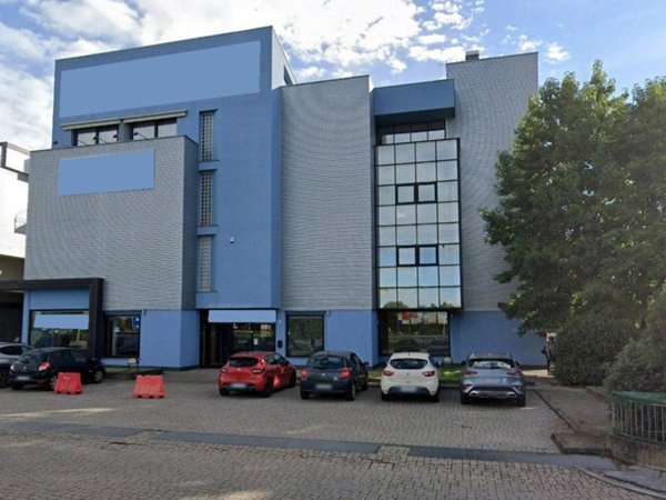 intera palazzina in affitto a Lissone