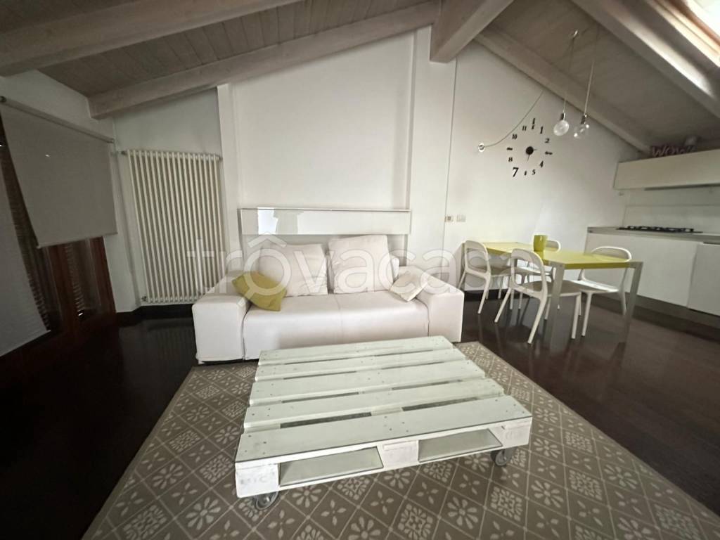 appartamento in affitto a Lissone