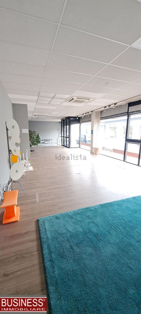 negozio in affitto a Lissone