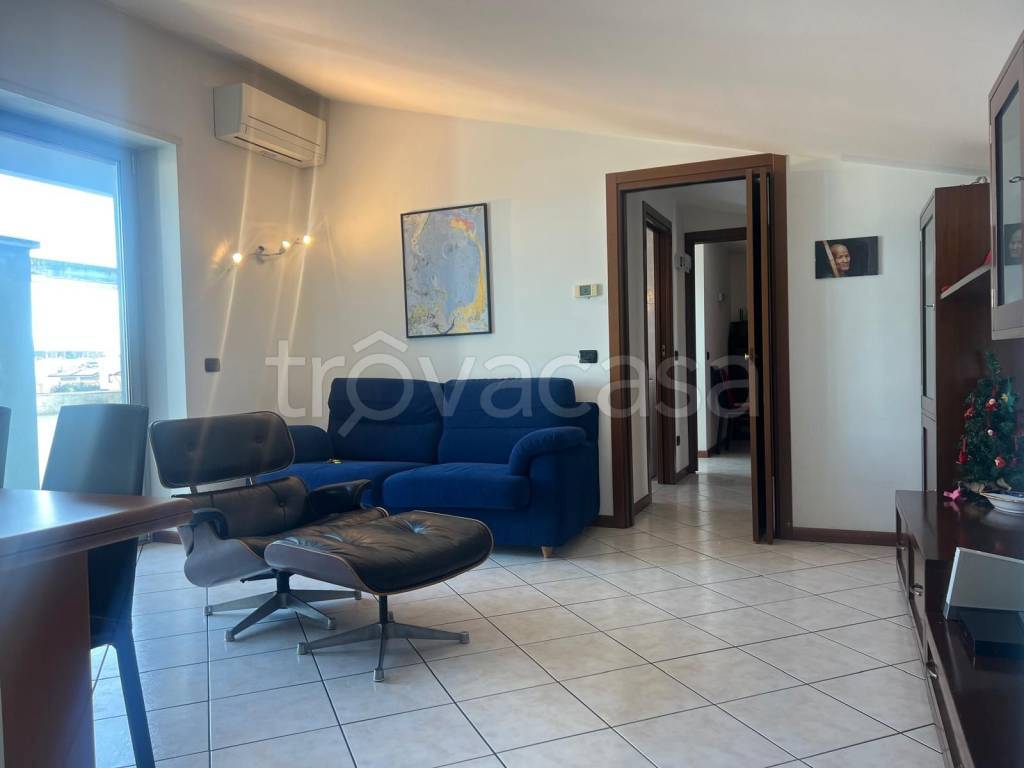 appartamento in affitto a Lissone