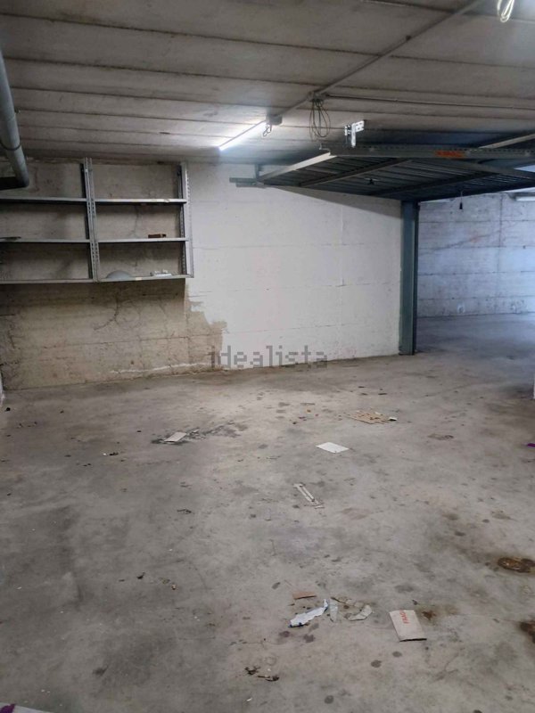 locale di sgombero in affitto a Lissone