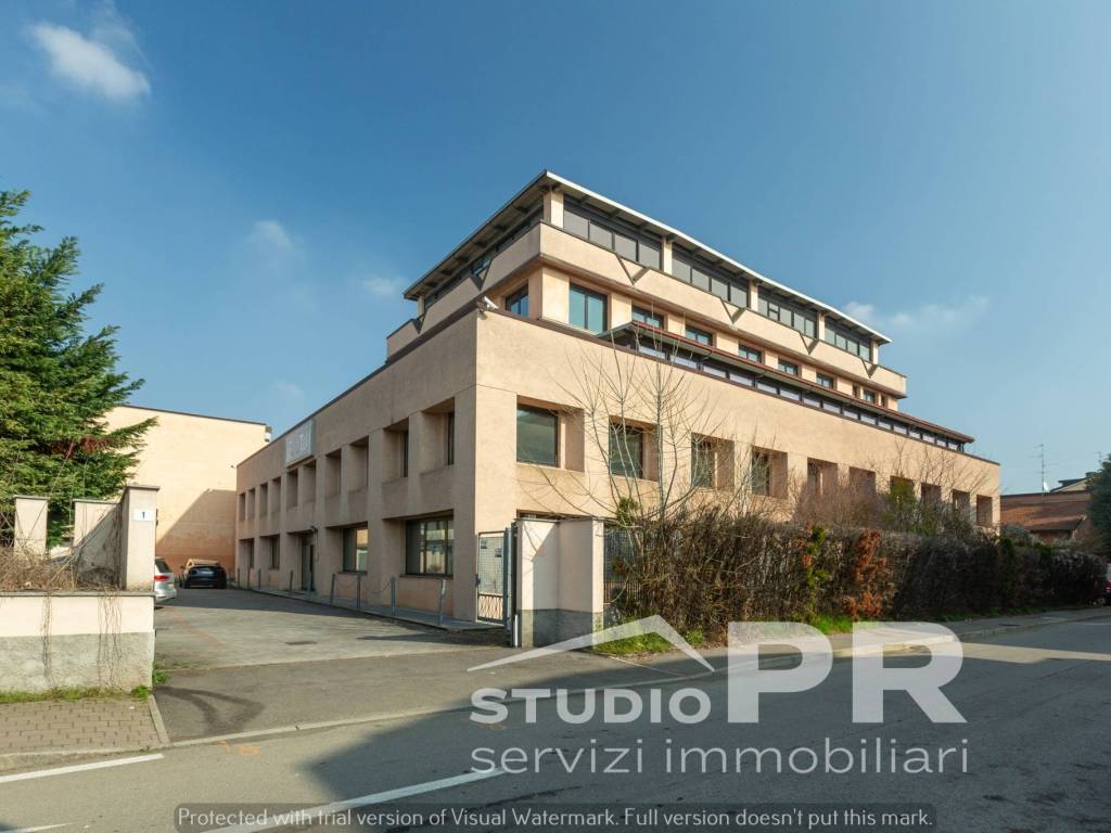 intera palazzina in affitto a Lissone