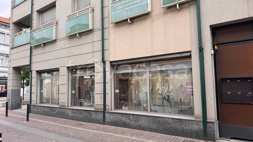 negozio in affitto a Lissone