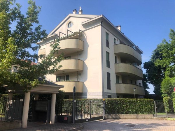 ufficio in affitto a Lissone