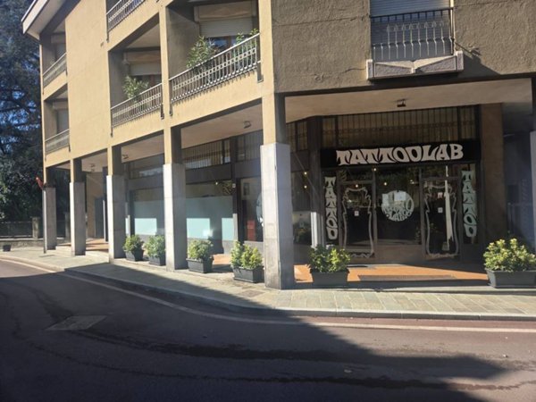 negozio in affitto a Meda
