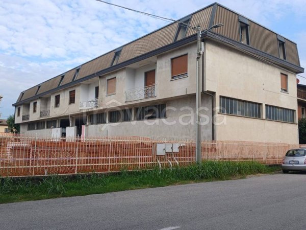 appartamento in affitto a Meda