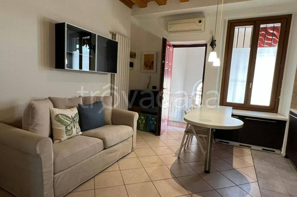 appartamento in affitto a Meda