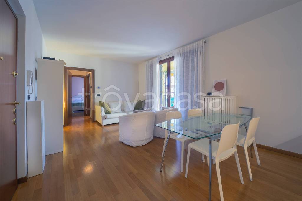 appartamento in affitto a Meda